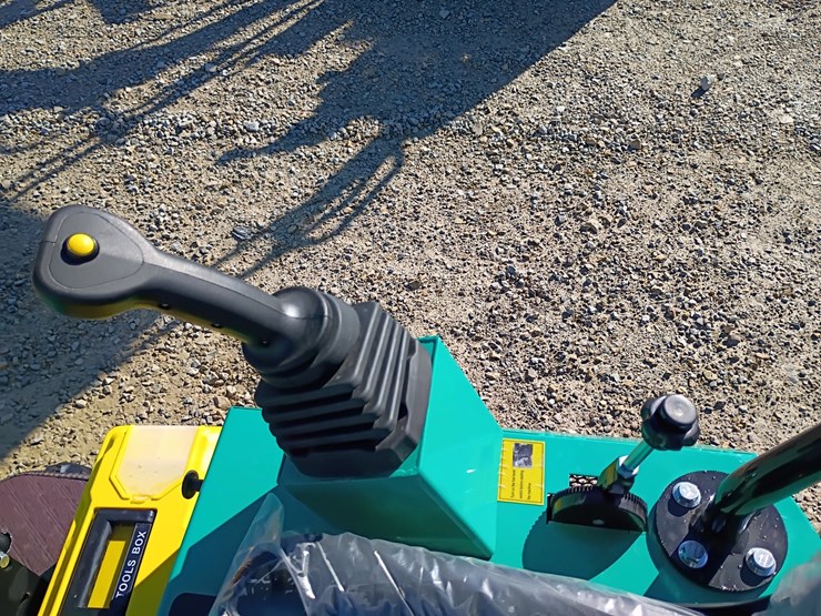 2026-cfg-industry-mh12rx-image-15