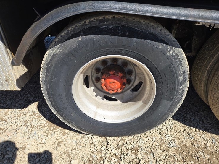 1999-caterpillar-c12-image-113