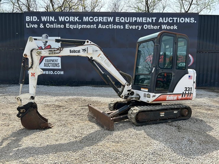 bobcat-331-image-1