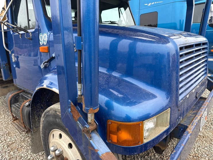 1999-international-4900-image-11