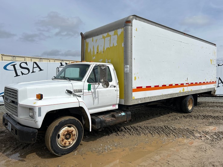 1993-ford-f700-image-1