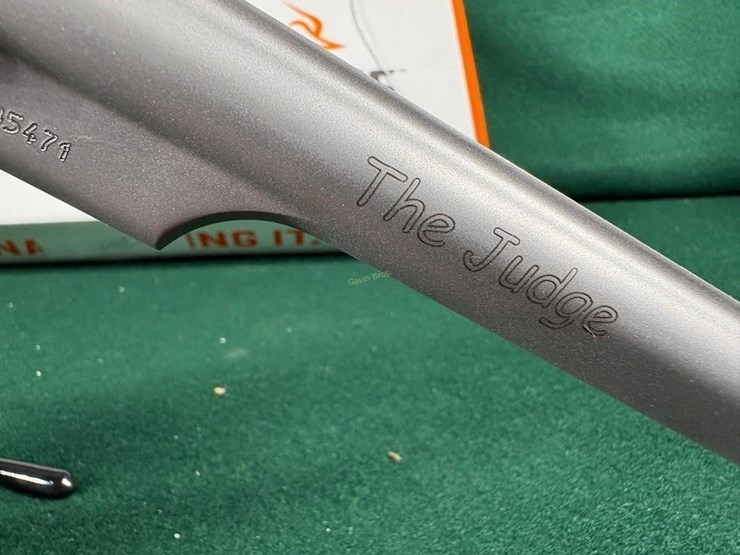 taurus-"the-judge"-45colt/410-ga-revolver-image-6