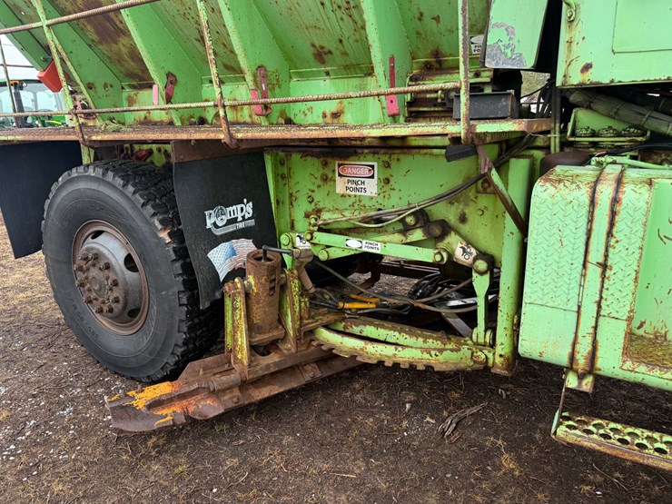 1986-oshkosh-wt2206-image-24