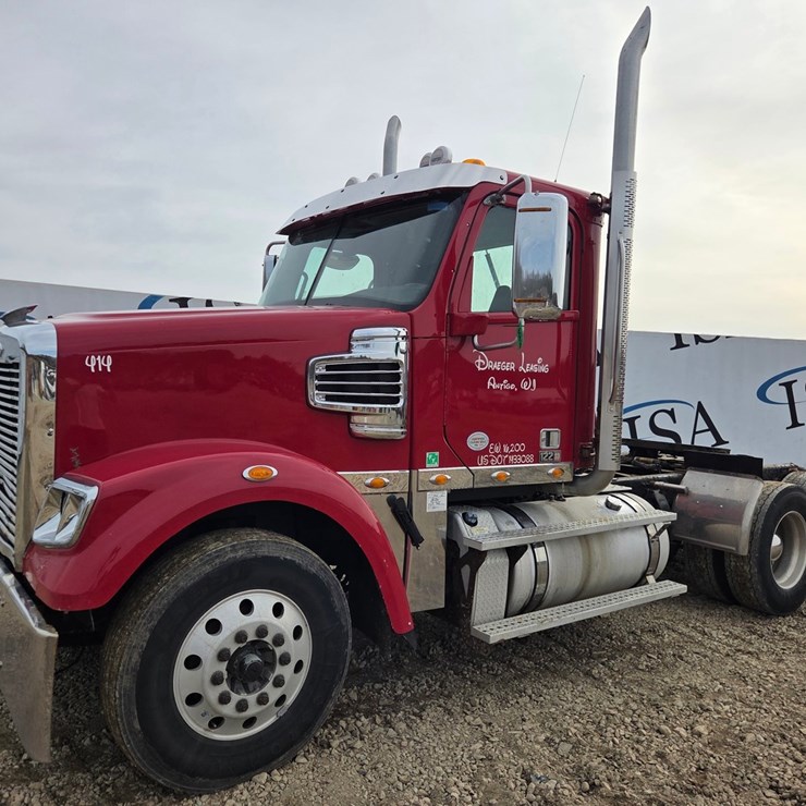2018 FREIGHTLINER 122SD