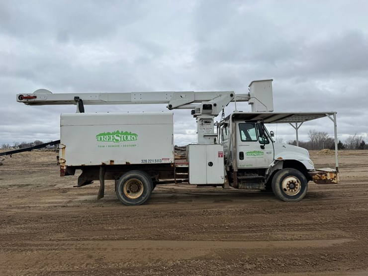 2007-international-durastar-4400-image-6