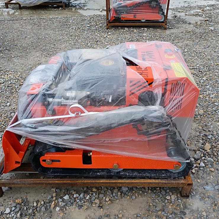 #L19-015 • 2026 TPM Remote Control Lawn Mower w/ Blade