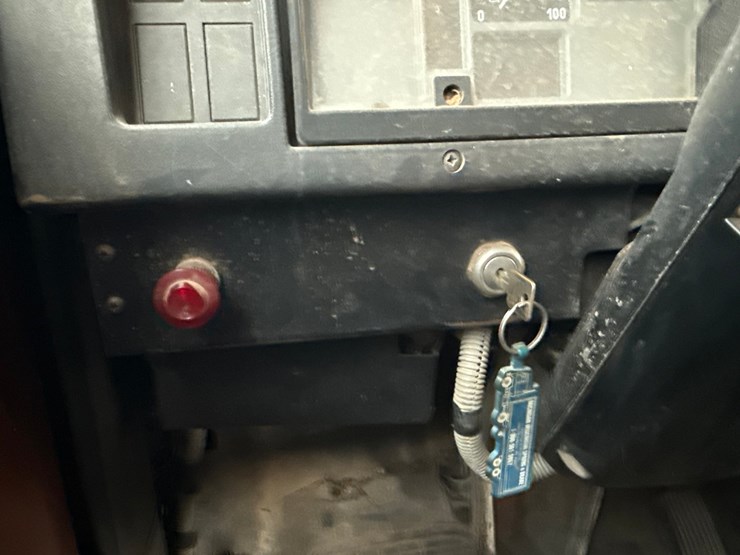 1990-international-4900-image-74