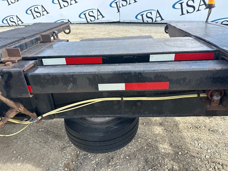 2010-massey-ferguson-8-image-49