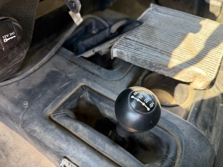 #1062-•-2015-ram-5500-heavy-duty-service-truck-image-30