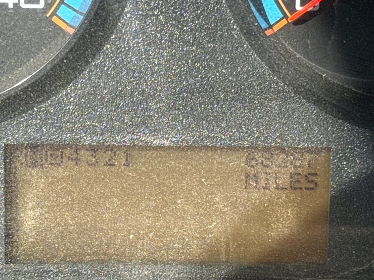 2010-international-7400-image-55