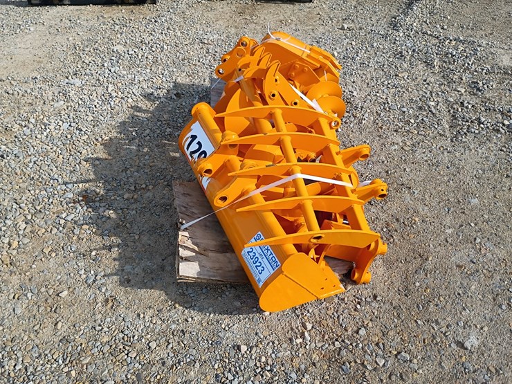 #23923-•-excavator-attachment-set-image-4