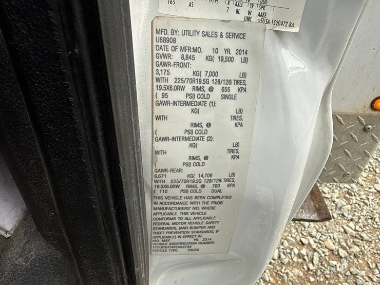 2015-ford-f550-image-78