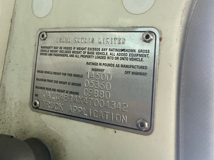 2004-isuzu-npr-image-69