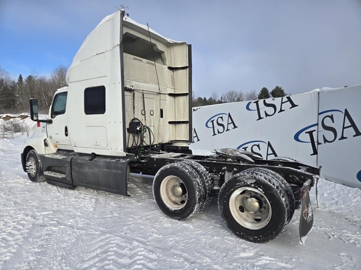 2019-international-lt-image-3