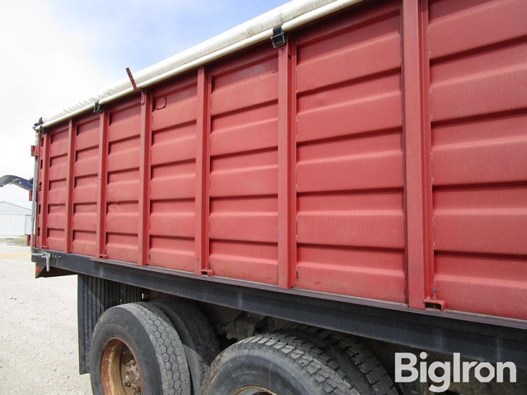 1977-white-road-boss-image-20