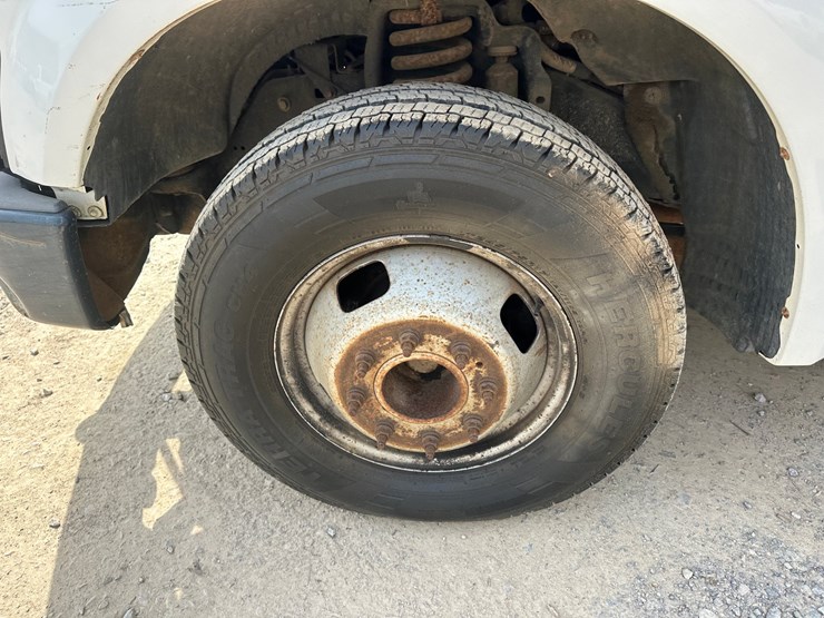 2008-ford-f350-image-37