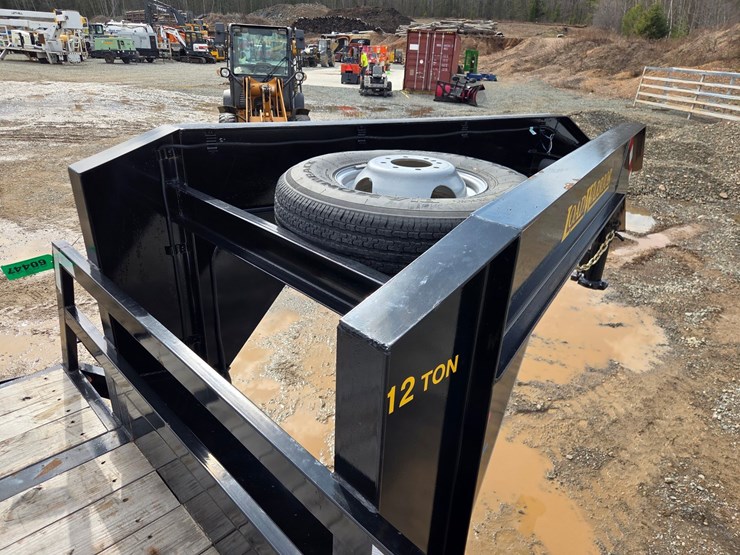 2024-massey-ferguson-8-image-13