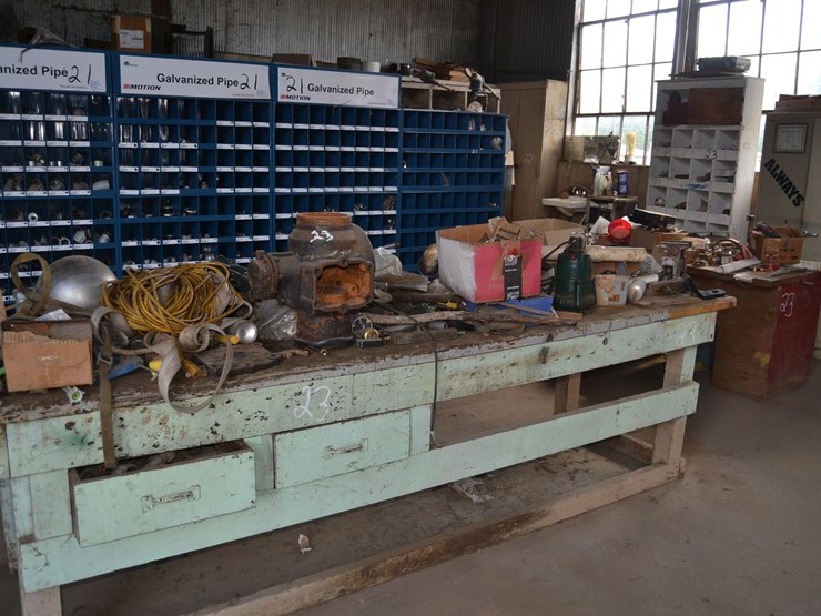 (5)-shelves-w/-pipe-fitting,-vise,-and-sump-pumps-image-1