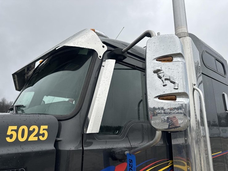 2009-massey-ferguson-8-image-12