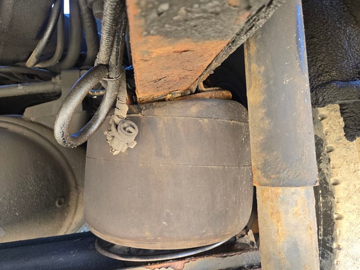 1999-caterpillar-c12-image-64