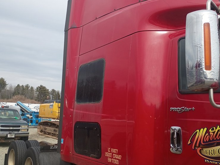 2012-international-prostar-image-15