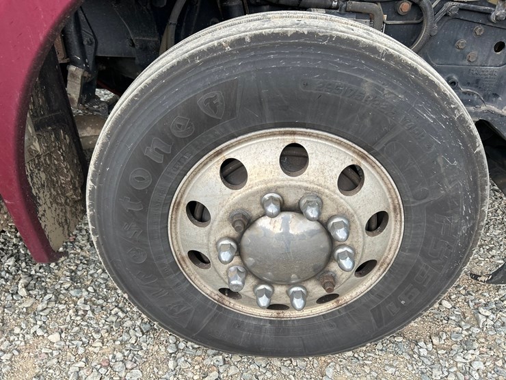 2016-kenworth-t680-image-68