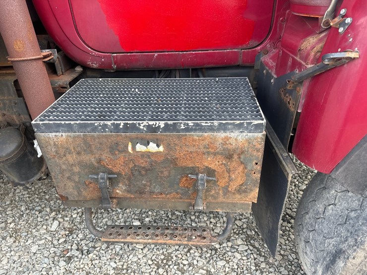 1986-mack-dm686s-image-12