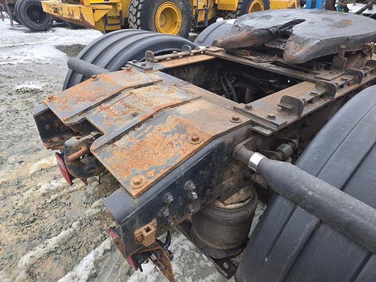 2006-caterpillar-c15-image-27