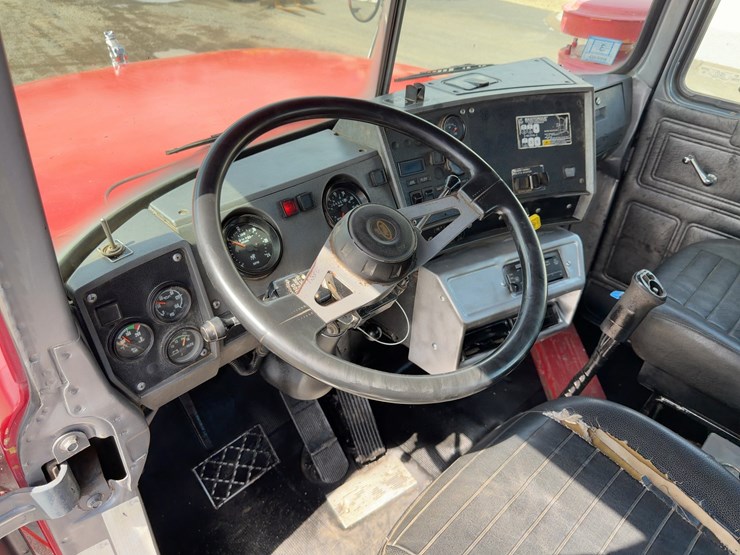 1998-mack-rd690s-image-31