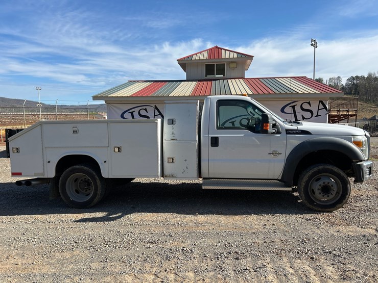 2012-ford-f550-image-6