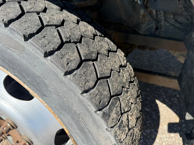 #1060-•-2015-ram-5500-heavy-duty-service-truck-image-54