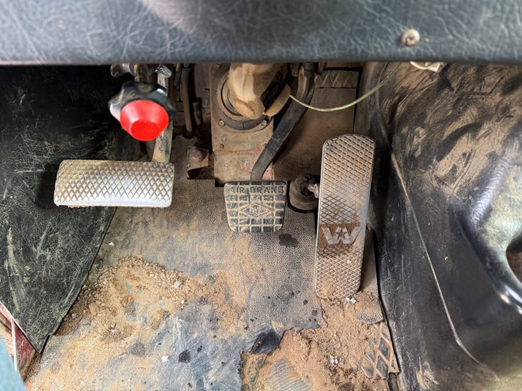 #2016-•-1990-western-star-quad-axle-dump-truck-image-52