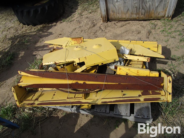 nh-combine-parts-&-sheet-metal-image-4