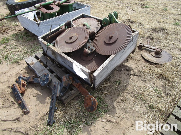 john-deere-7000-image-1