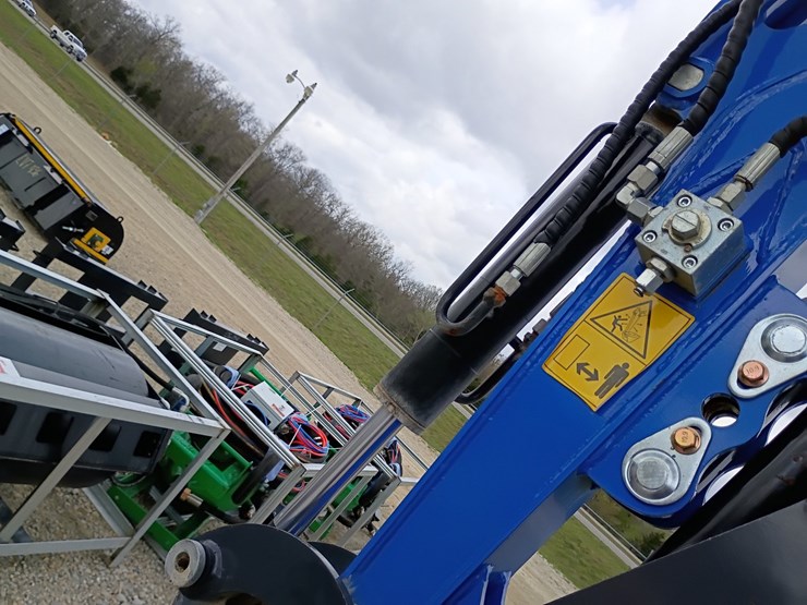 #24168-•-2025-diesel-agt-xz20k-c-mini-excavator-image-29