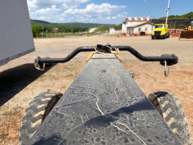 2018-caterpillar-12m3-image-42