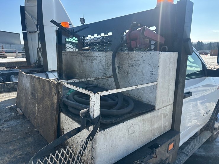 2020-dodge-3500-image-25