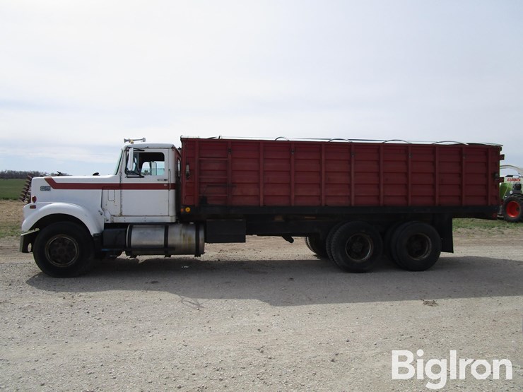 1977-white-road-boss-image-8