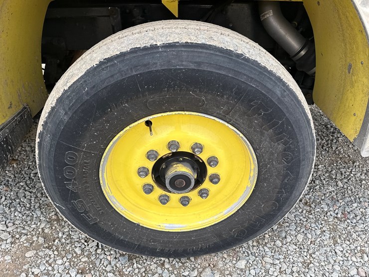 1998-massey-ferguson-8-image-88