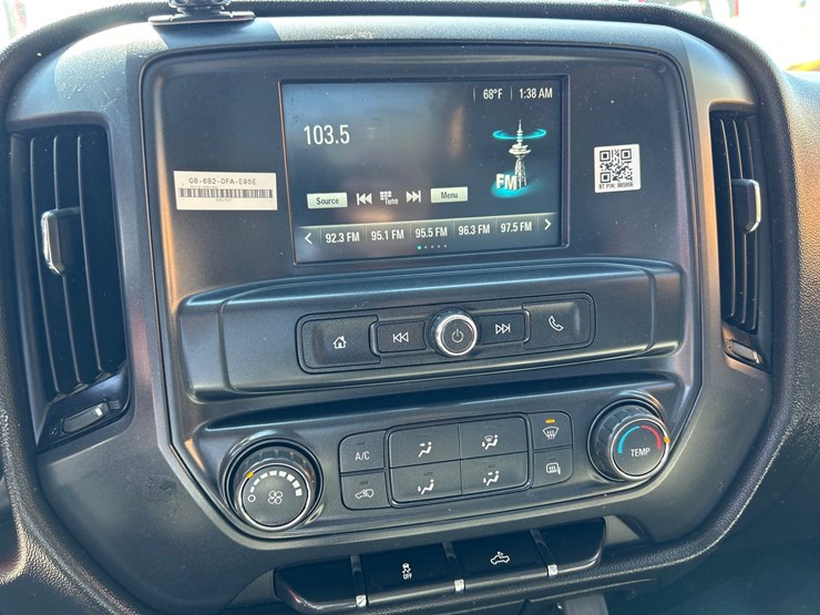 2018-chevrolet-3500-image-63