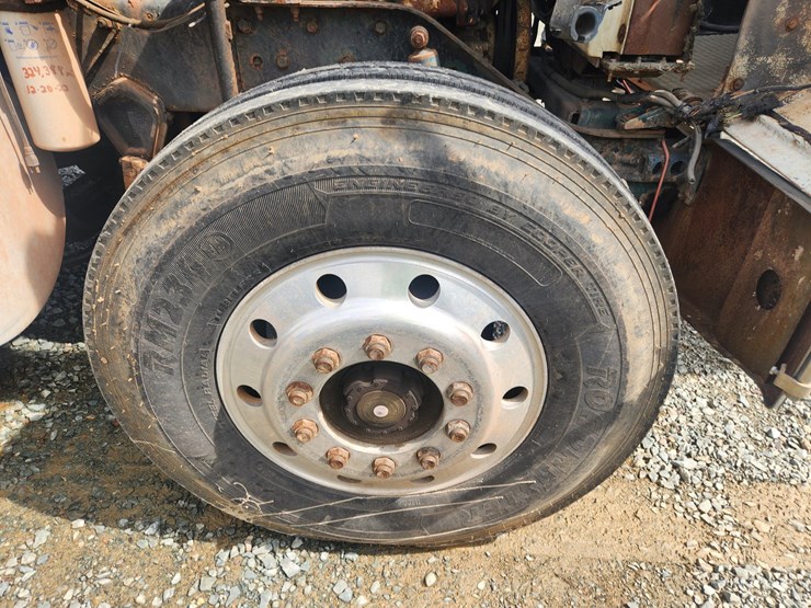 1985-kenworth-w900-image-70