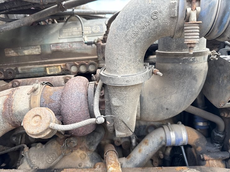 1998-massey-ferguson-8-image-23