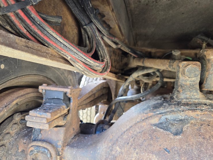 2005-massey-ferguson-8-image-39