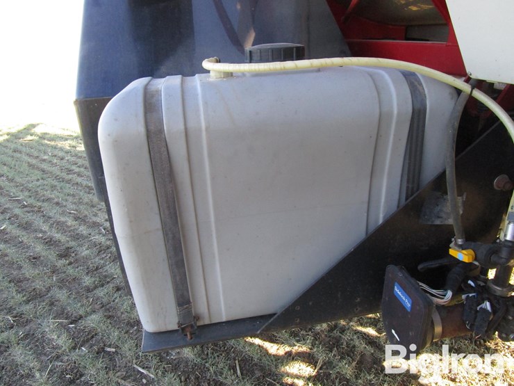 2012-case-ih-3530-floater-sprayer-image-20
