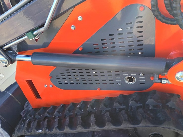 #l19-012-•-2026-tpm-t460-mini-skid-steer-image-25