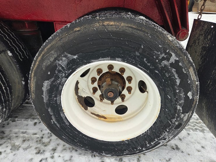 2002-axle-end-dump-image-30