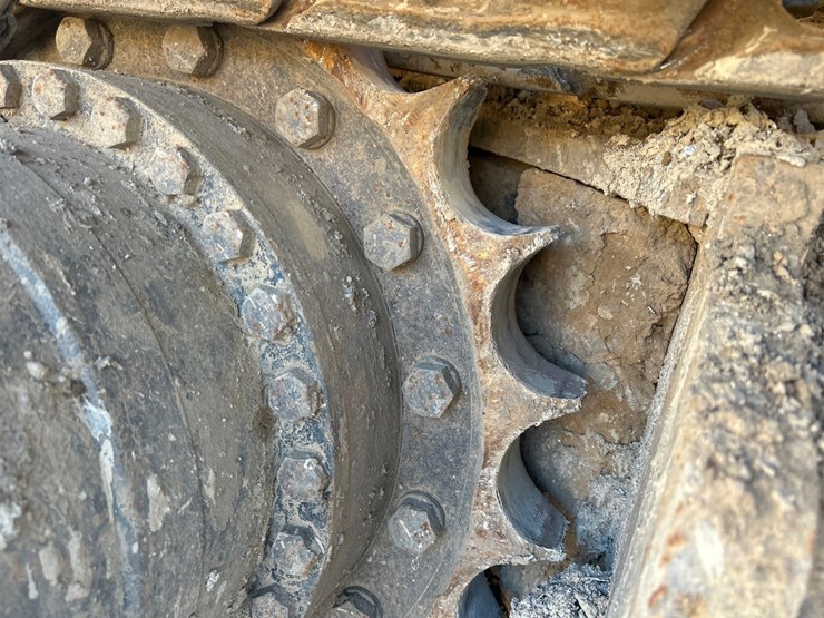 2021-hitachi-zx225-image-92