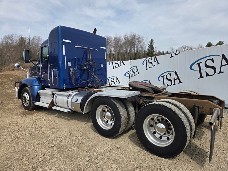 2017-kenworth-t660-image-3