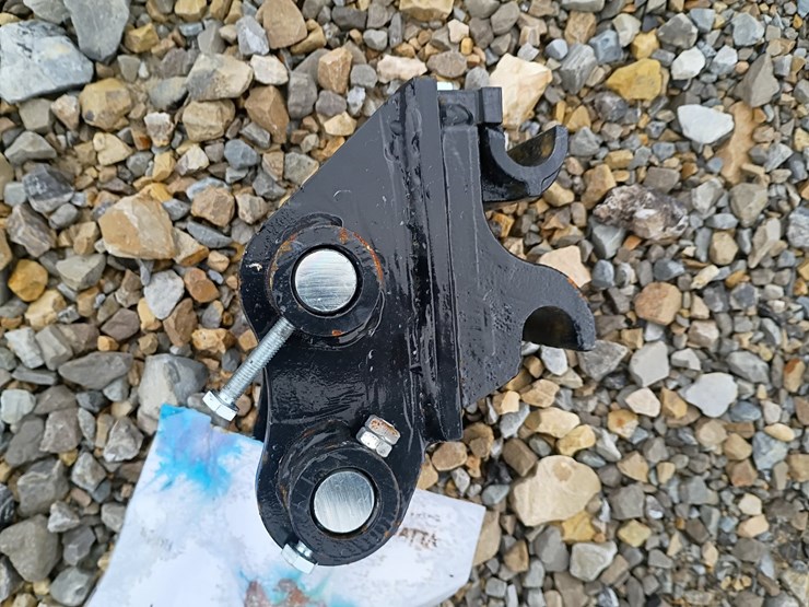 #l19-032-•-tpm-quick-coupler-mini-excavator-attachment-image-2