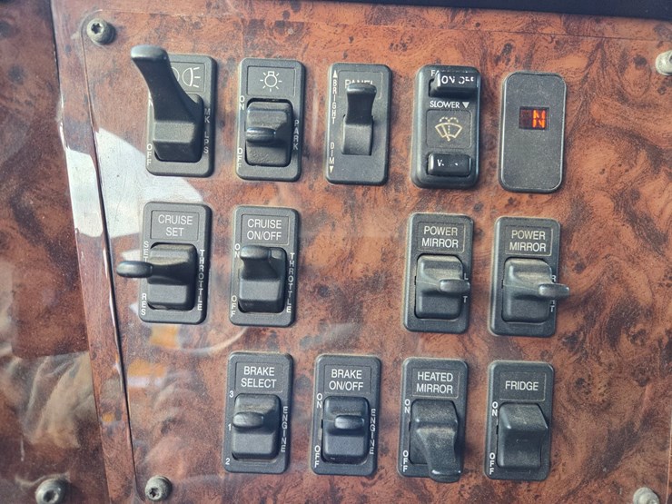 2005-caterpillar-c13-image-67